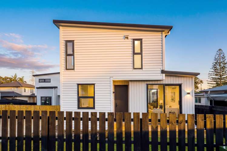 54E Royal View Road Te Atatu South_0