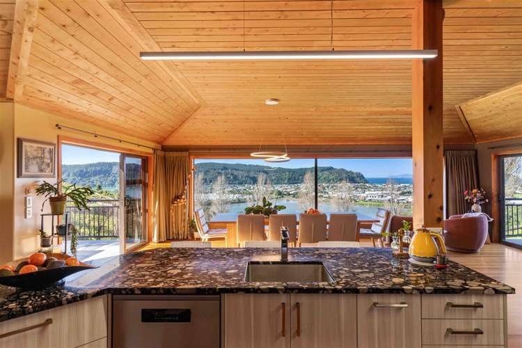 26 Manuka Drive Whangamata_17