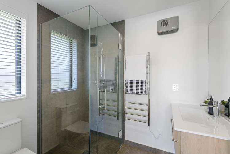 10 Nathaniel Archer Street Woodend_14