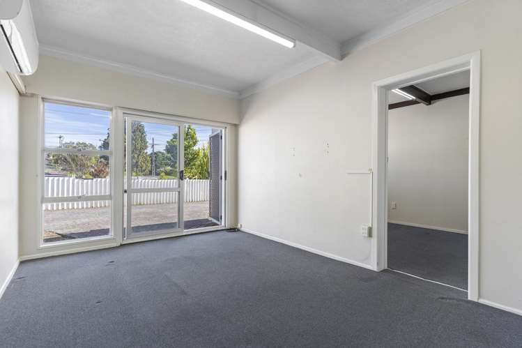 1 and 2/49 Orams Road, Manukau_5