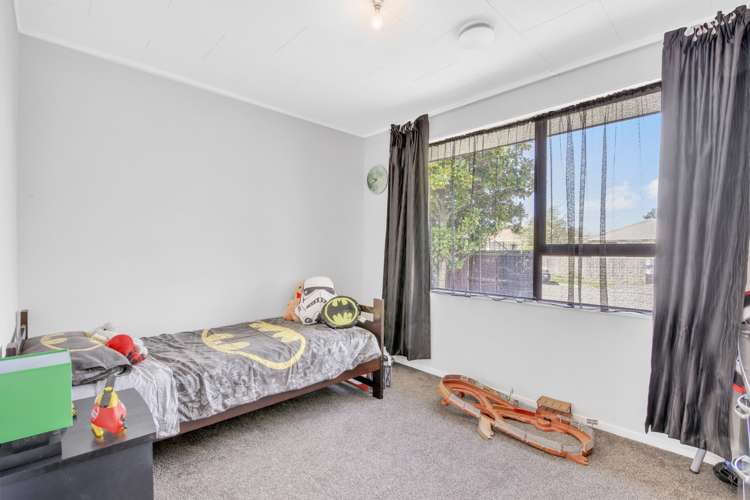 33 Kuaka Crescent Bromley_9