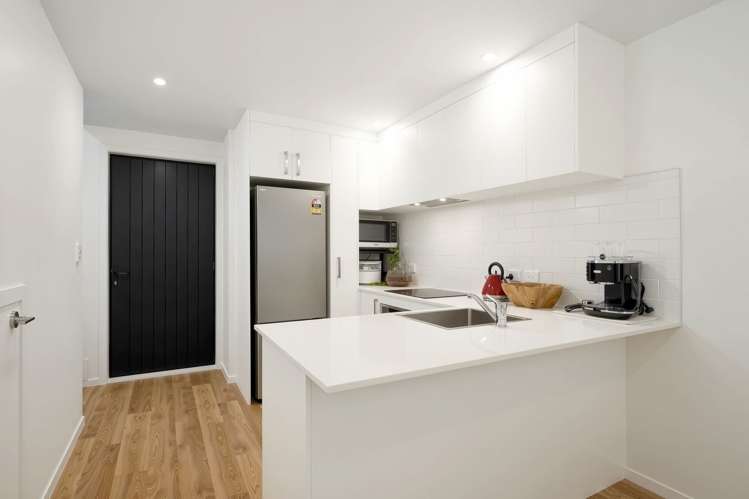 22 Tokai Place 1665_5