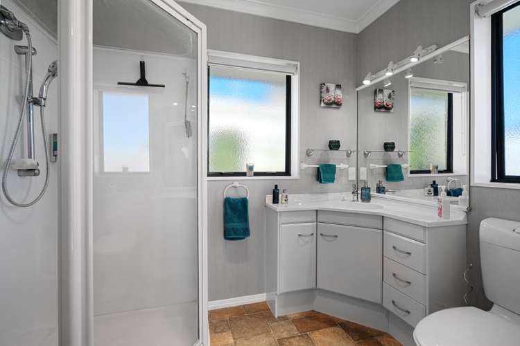 60 Oteki Park Drive Welcome Bay_12