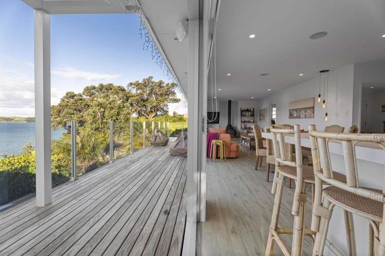 22 Anzac Road Orapiu_12