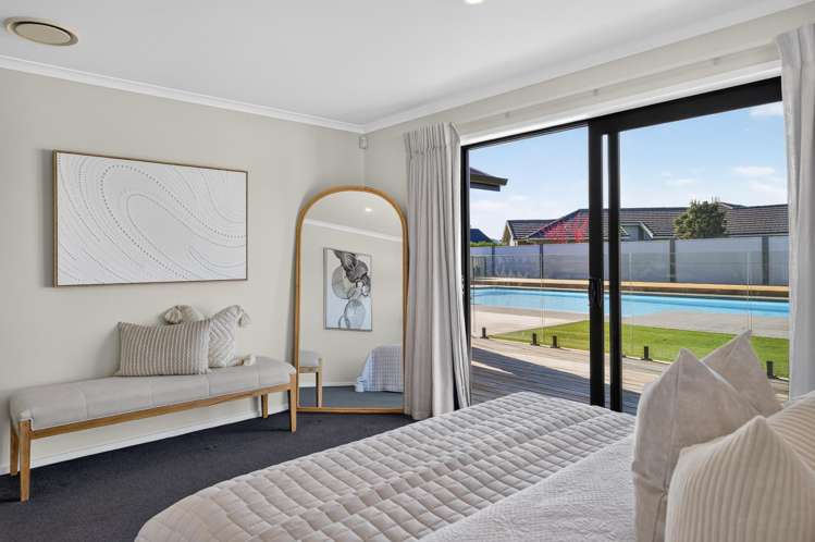 34 Alan Livingston Drive Cambridge_25