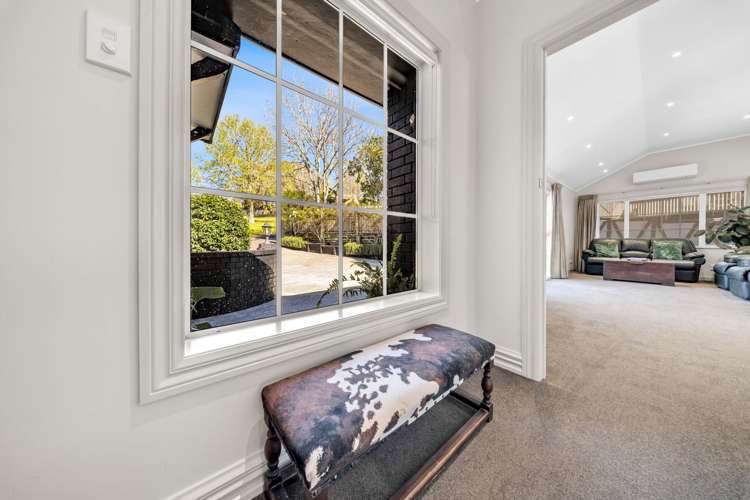27 Charles Dickens Drive Mellons Bay_21