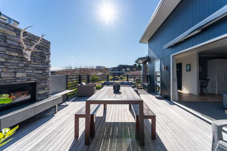 18 Coprosma Crescent Waipahihi_19