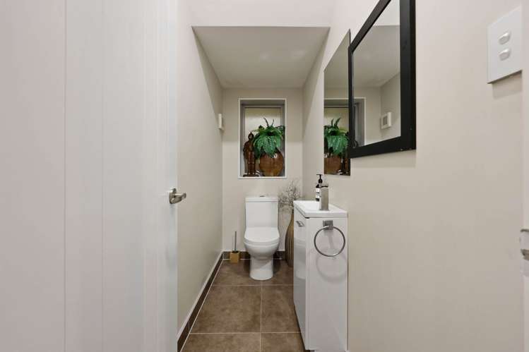 31 Rosewell Crescent Flat Bush_39