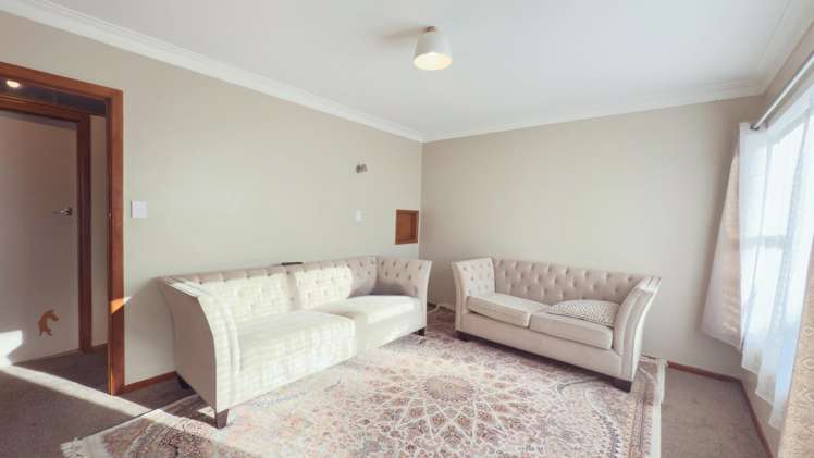 2/19 Motatau Road_1