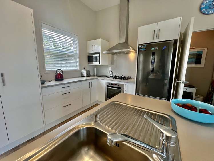 25 Robertson Street Raglan_8