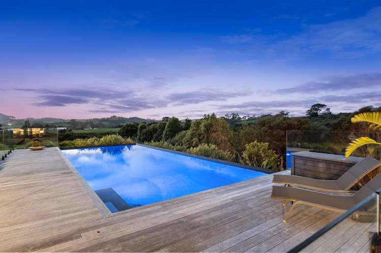 458 Whitehills Road_2
