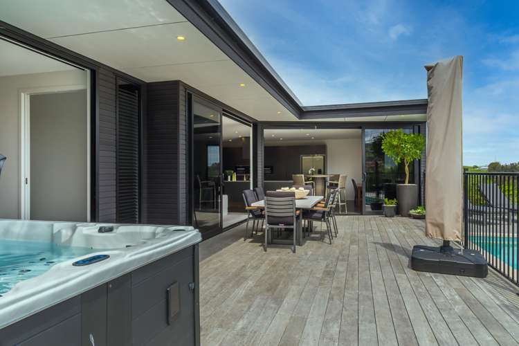 15 Laly Haddon Place Matakana_12