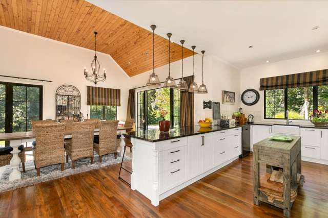 A Private Puhoi Estate -Room For The Whole Family