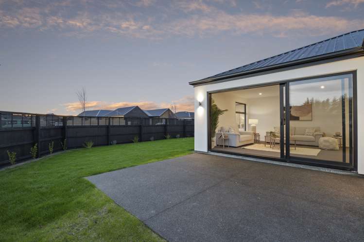 2 Arapawa Street Belfast_24