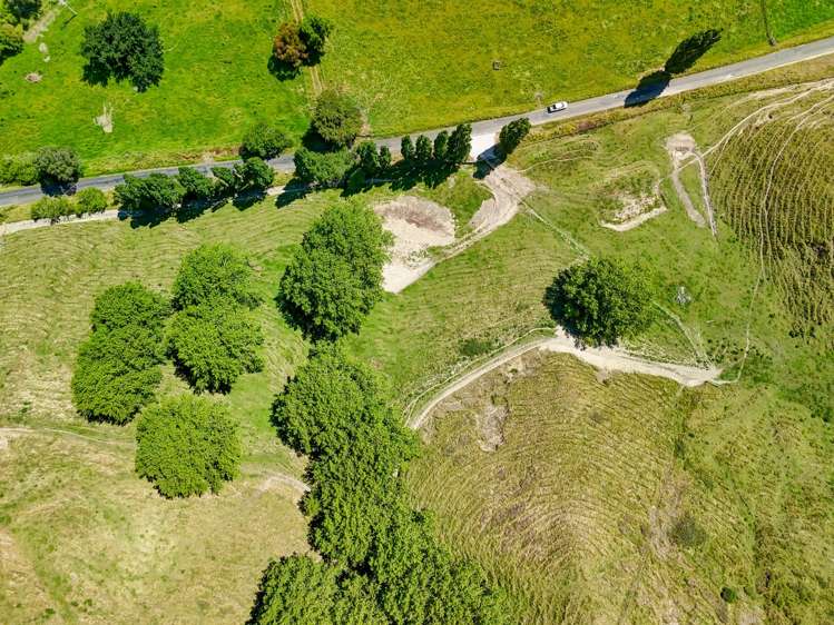 52 Longacre Road Okoia_12