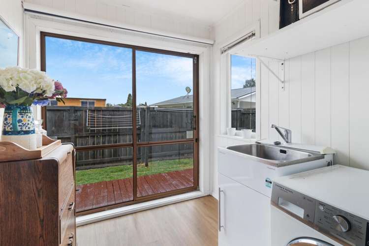 15b Bracken Street Leamington_17