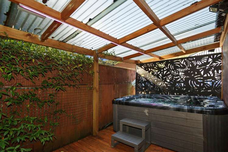 77 Hair Street Wainuiomata_18