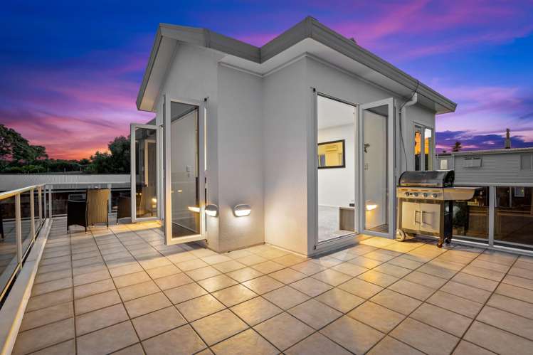 1019A Whangaparaoa Road Manly_18