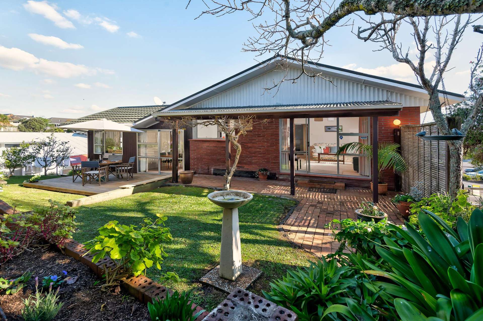 2/12 Markham Place Bucklands Beach_0