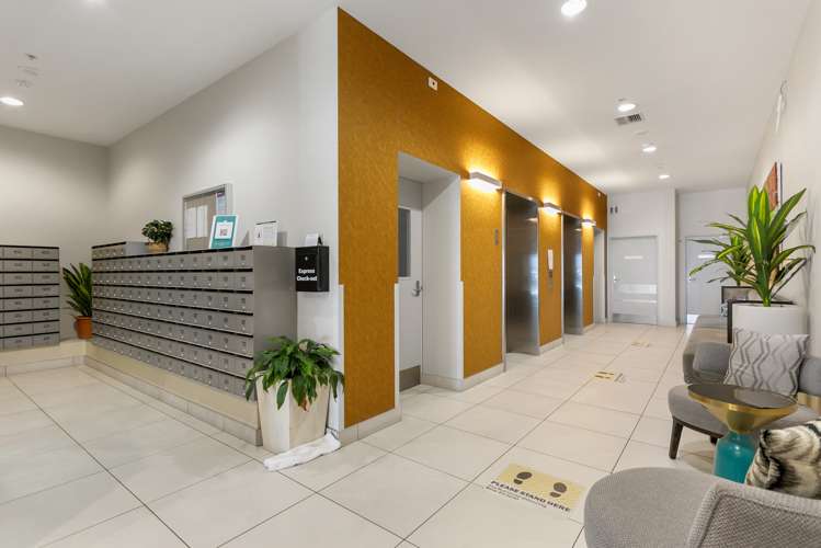 1007/17 Amersham Way Manukau_10