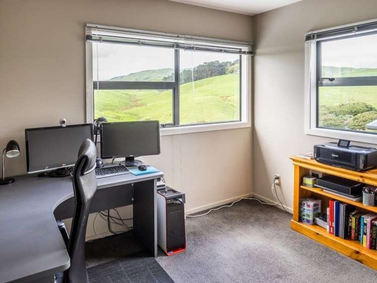 63 Saint Ives Drive Camborne_13