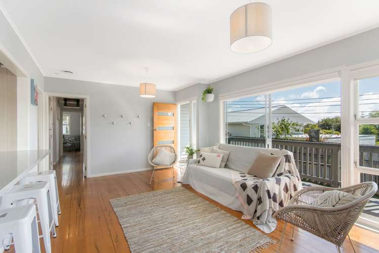 17 Sarona Avenue Glen Eden_10