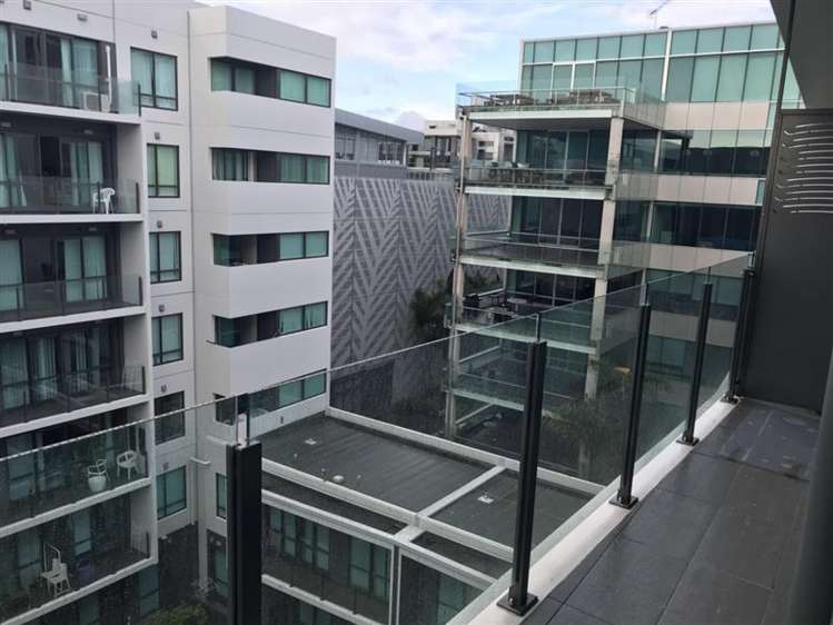 606/2 Dockside Lane Auckland Central_9