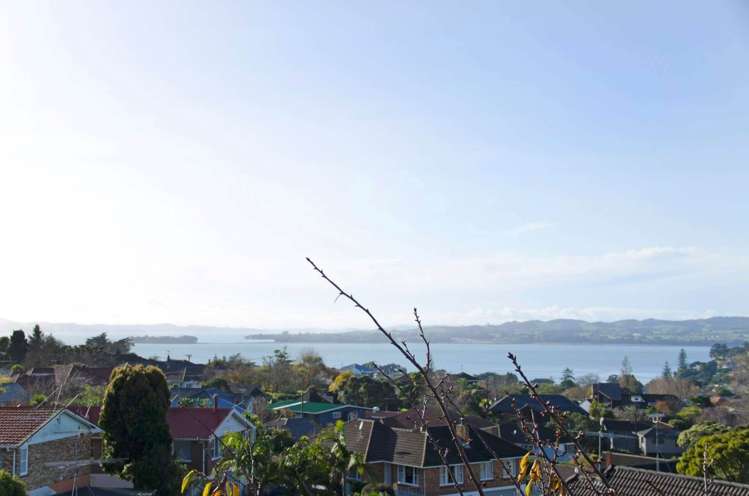 2/8 Walter Macdonald Street Howick_5