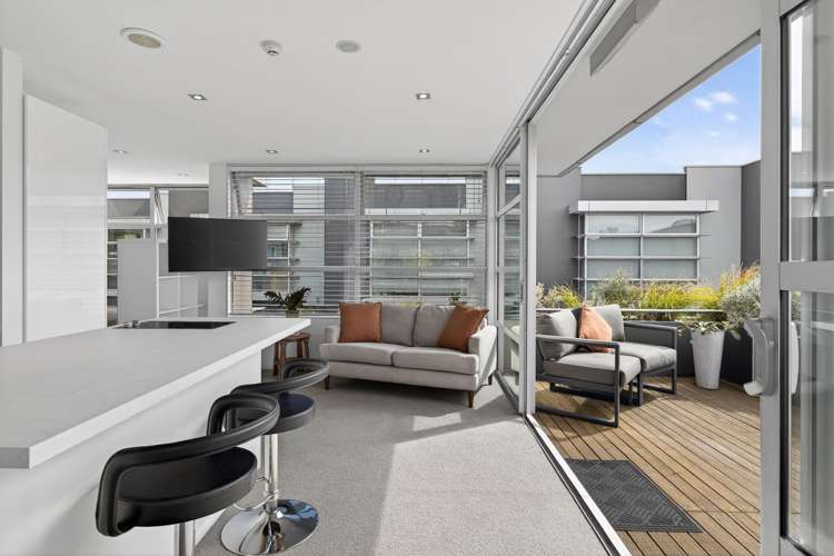 8/8A Settlers Crescent Ferrymead_7