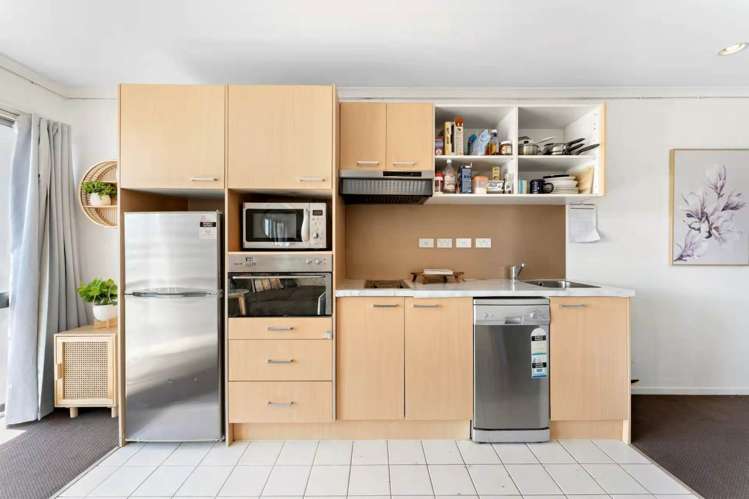 1205/11 Liverpool Street City Centre_10