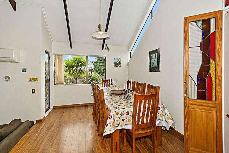 7 Longfellow Parade Glen Eden_5