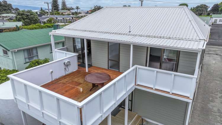 7 West Crescent Te Puru_19