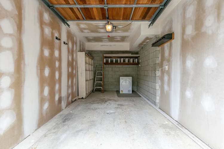 2/39 Onslow Road Khandallah_16