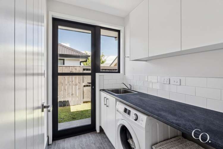 51 Kahuparere Crescent Pyes Pa_26