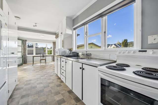 20 Hanson Grove Stokes Valley_1