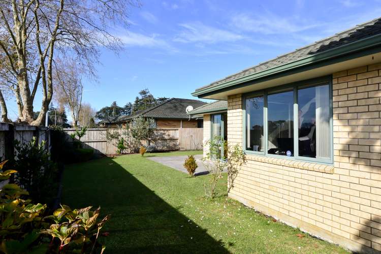 19 Nobleman Place Hamilton East_16