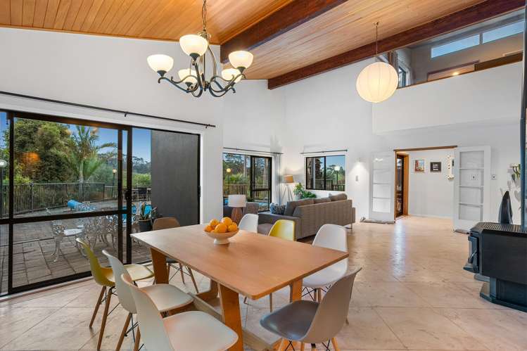 197 Forest Hill Road Waiatarua_9