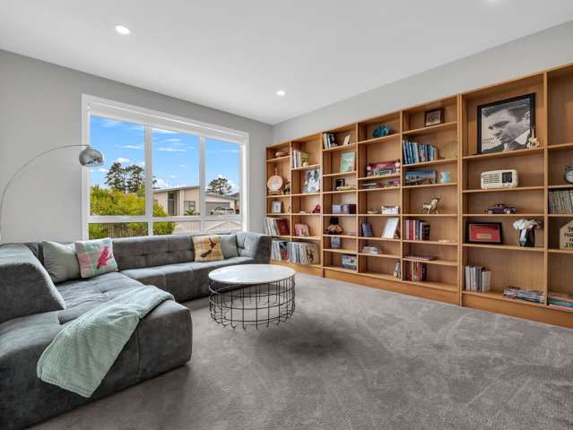 Entertain, Relax, Live in Style