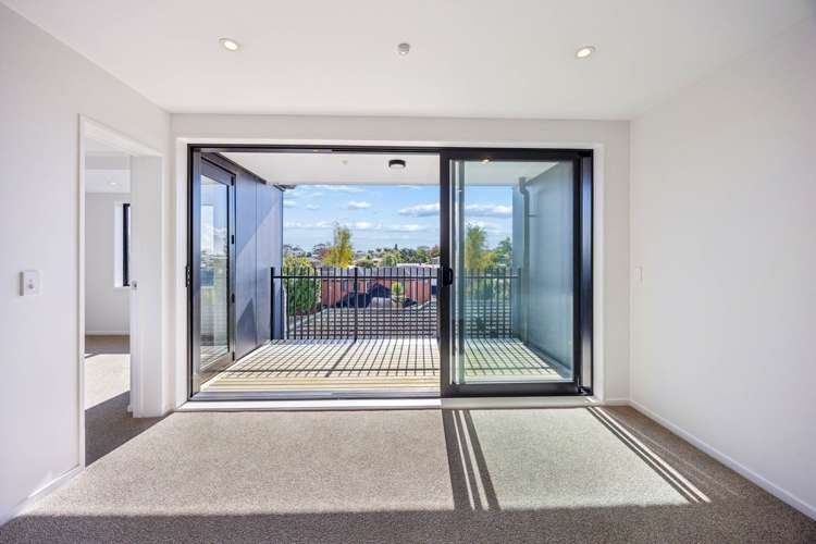5/14 Treasure Lane Te Atatu South_4