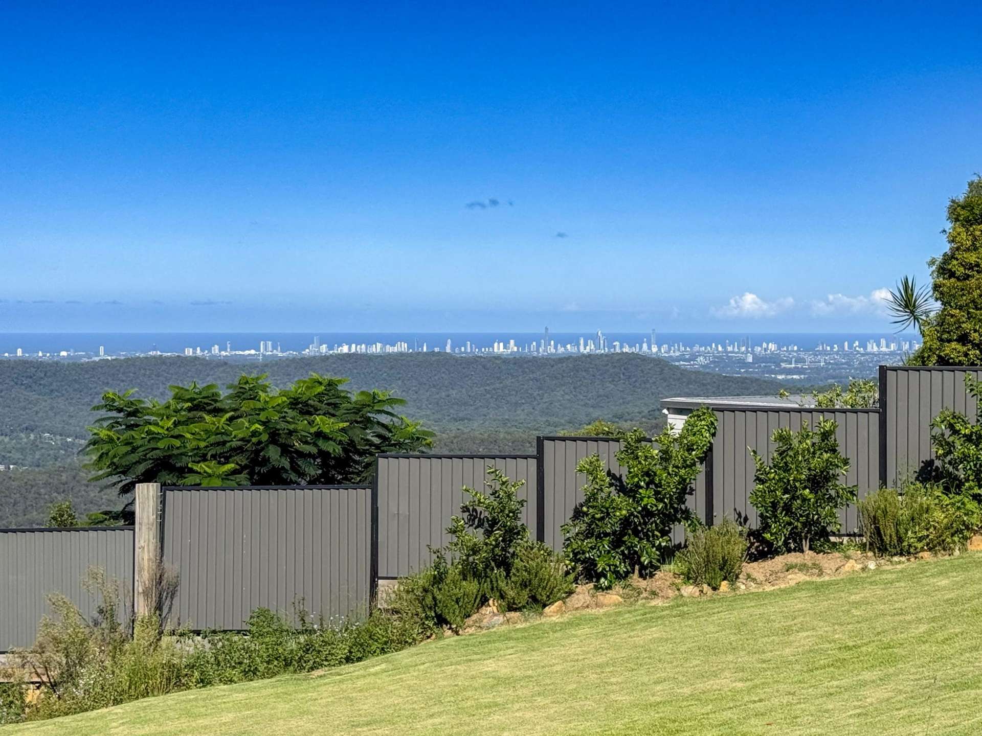 21 Wildflower Court Clagiraba_0