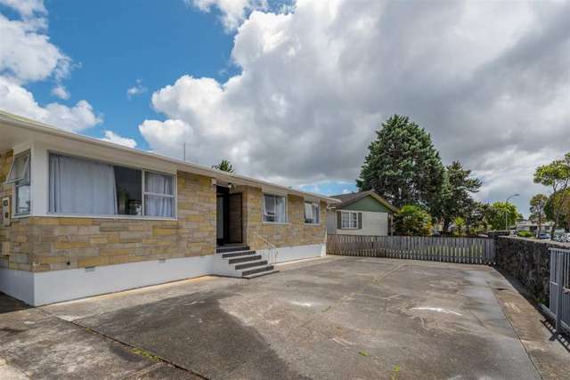 27 Staverton Crescent Mangere_1