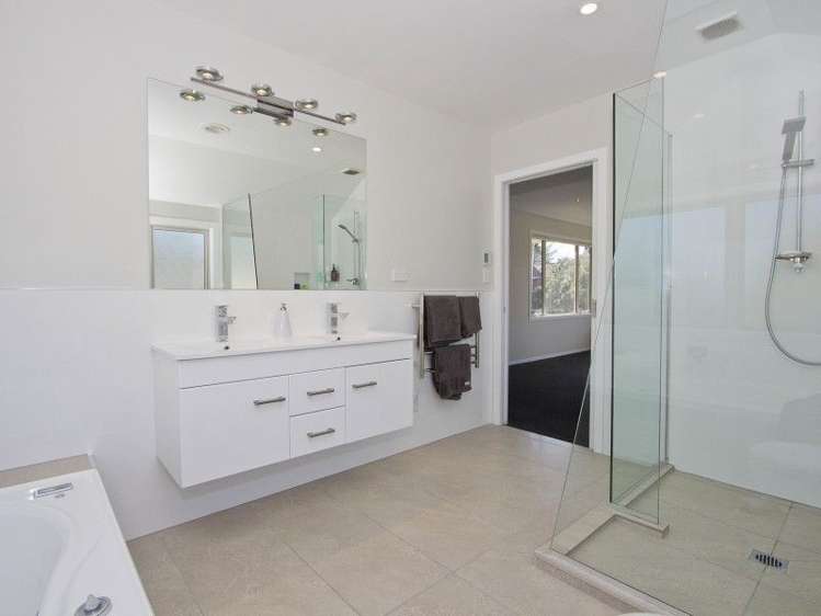 4 Grenville Street Waiwhetu_13