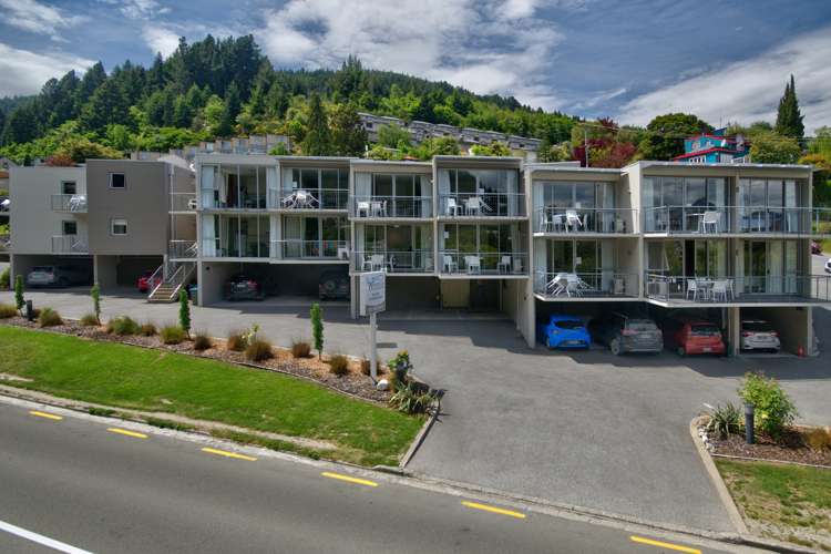 3/15 Gorge Road Queenstown_12