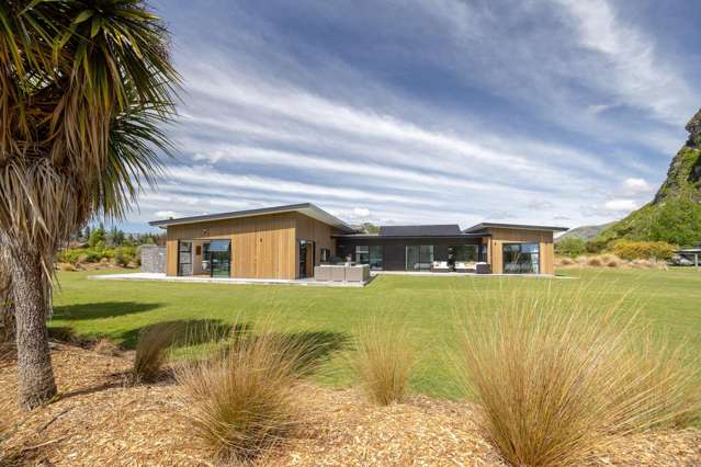 22 Old Racecourse Road Wanaka_1