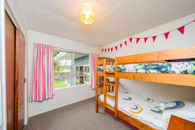 12 Walker Crescent Bulls_8