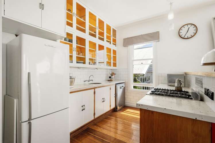 19 Sugarloaf Road Brooklyn_5