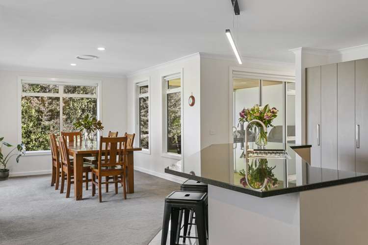 19 Montgomery Crescent Kinloch_12