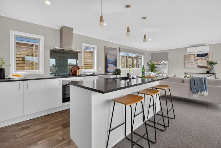 142 Waipounamu Drive_4