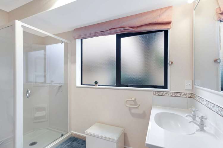 3 Celtic Court Roslyn_19