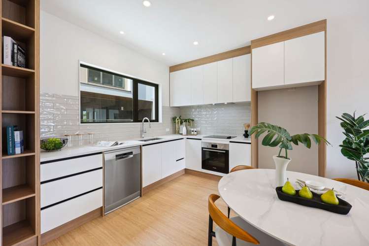 10-17/4 Springbank Lane Te Atatu Peninsula_8